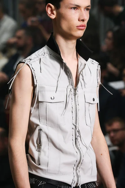 Look 42